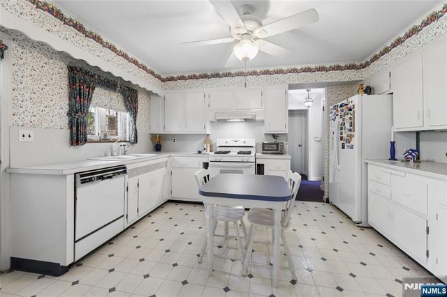 1 S Park Drive, Tenafly, NJ 07670
