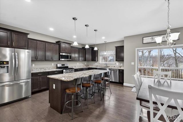 24 Hawthorne Court, O'fallon, MO 63366