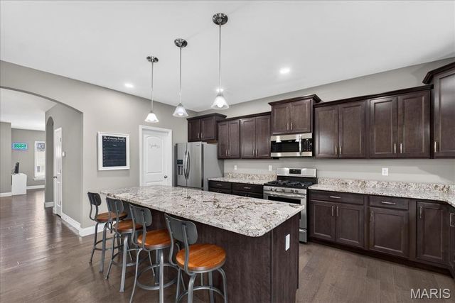 24 Hawthorne Court, O'fallon, MO 63366