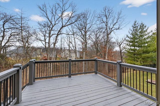 24 Hawthorne Court, O'fallon, MO 63366