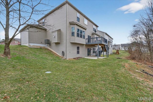 24 Hawthorne Court, O'fallon, MO 63366