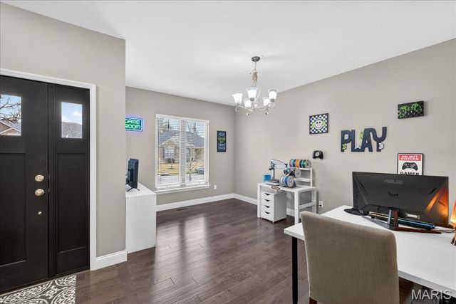 24 Hawthorne Court, O'fallon, MO 63366