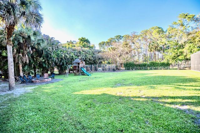 16887 97th Way N, Jupiter, FL 33478