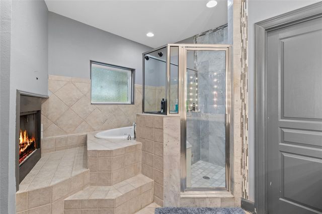 3934 Tres Drive, Galveston, TX 77554