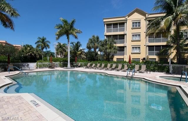 7401 Bella Lago DR # 533, Fort Myers Beach, FL 33931