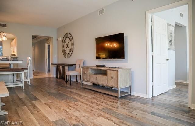 7401 Bella Lago DR # 533, Fort Myers Beach, FL 33931