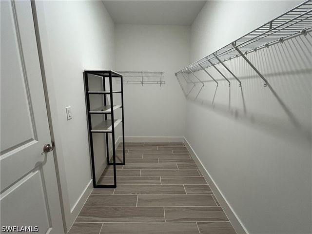 9017 Wisteria WAY, Naples, FL 34114