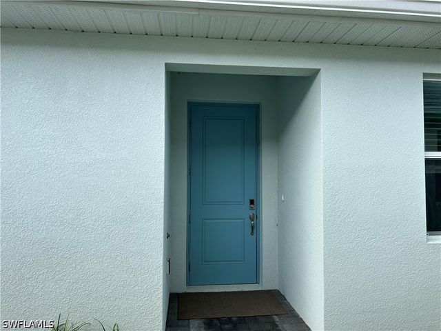 9017 Wisteria WAY, Naples, FL 34114