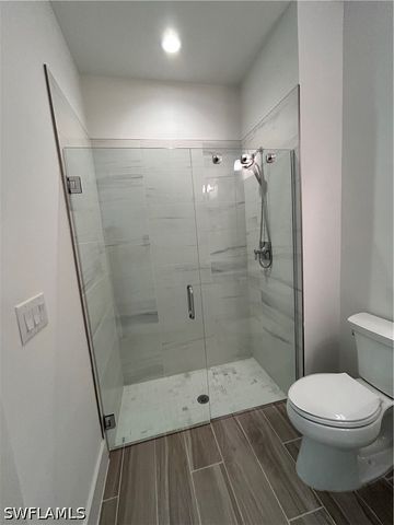 9017 Wisteria WAY, Naples, FL 34114