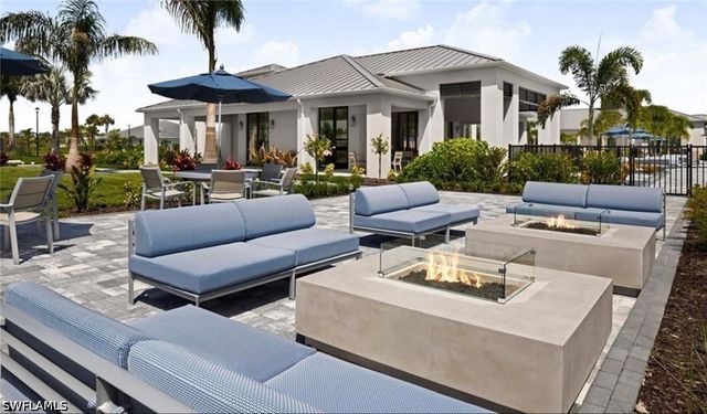 9017 Wisteria WAY, Naples, FL 34114