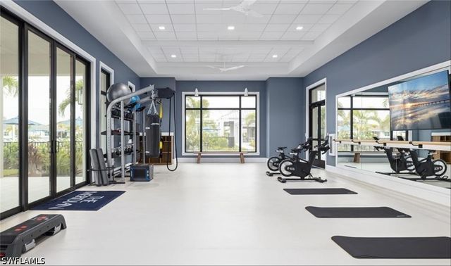9017 Wisteria WAY, Naples, FL 34114