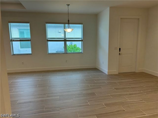 9017 Wisteria WAY, Naples, FL 34114