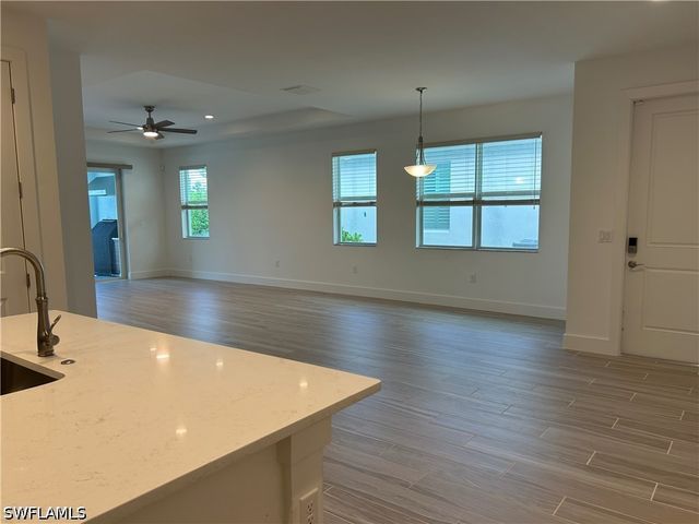 9017 Wisteria WAY, Naples, FL 34114