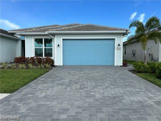 9017 Wisteria WAY, Naples, FL 34114