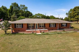 338 Virginia Lane, Hull, GA 30646