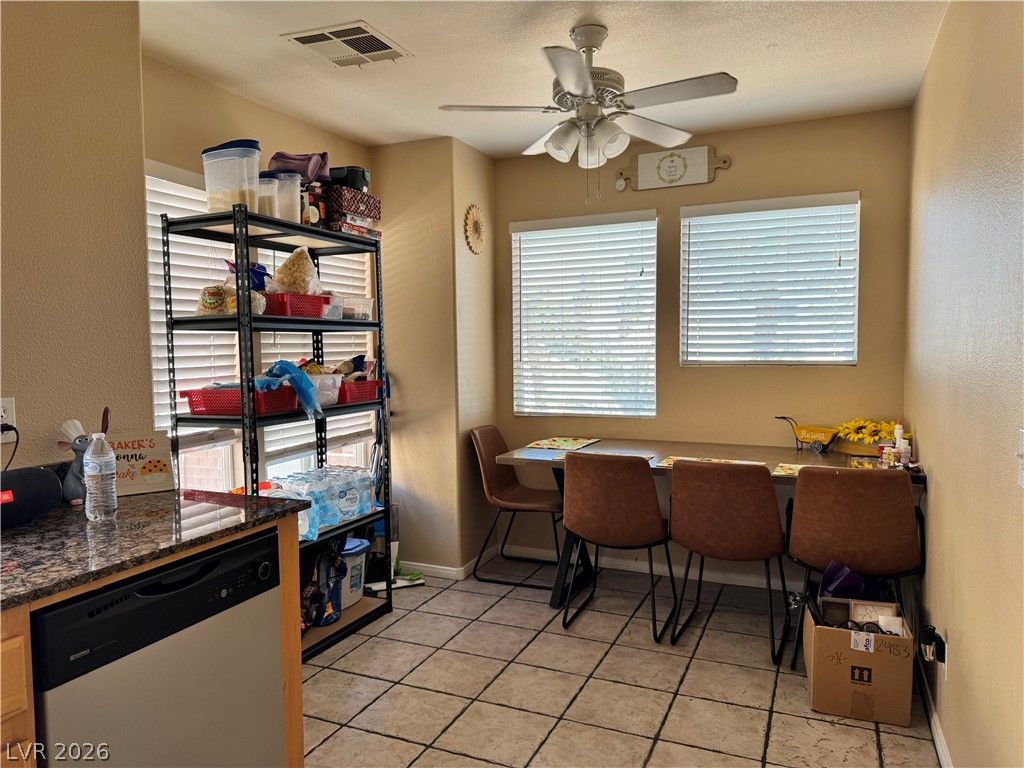 8401 Tiger Woods Avenue, Las Vegas, NV 89128