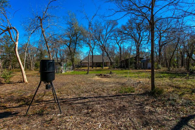 651 County Road 379, Caldwell, TX 77836