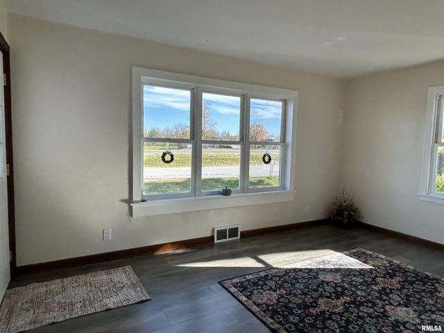 3 Suburban Heights, Milan, IL 61264