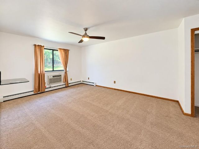 248 Concord Lane, Middletown, NY 10940
