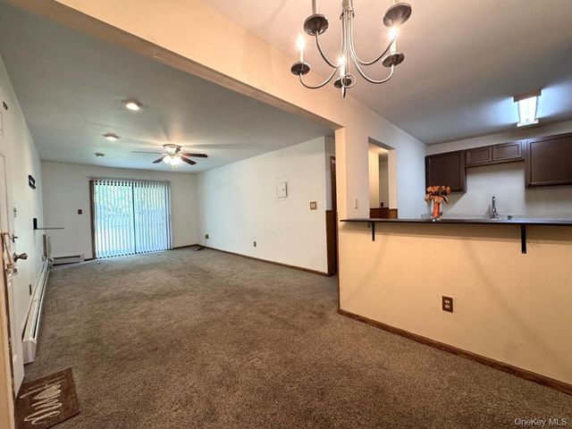 248 Concord Lane, Middletown, NY 10940