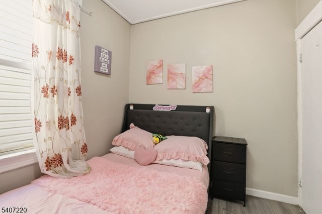 106 Wegman Pkwy, Jersey City, NJ 07305