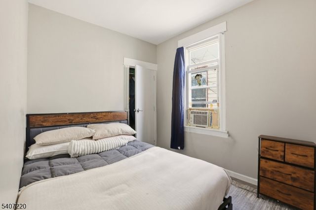 106 Wegman Pkwy, Jersey City, NJ 07305