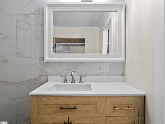 175 Hub Greer Road, Chesnee, SC 29323