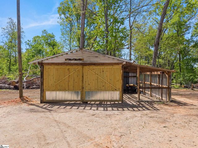 175 Hub Greer Road, Chesnee, SC 29323