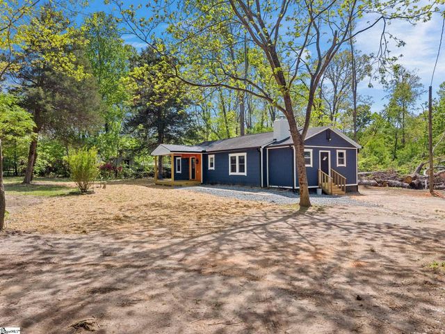 175 Hub Greer Road, Chesnee, SC 29323