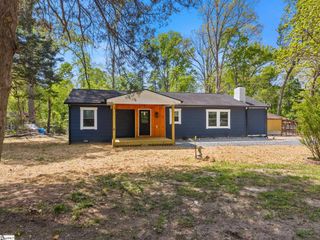 175 Hub Greer Road, Chesnee, SC 29323