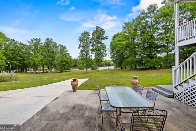 145 Lees Overlook, Fayetteville, GA 30214
