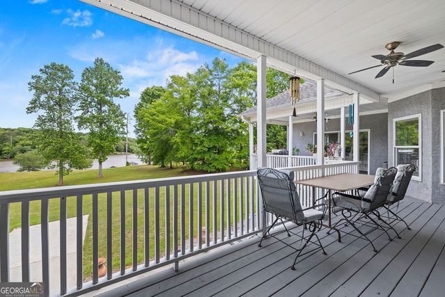 145 Lees Overlook, Fayetteville, GA 30214