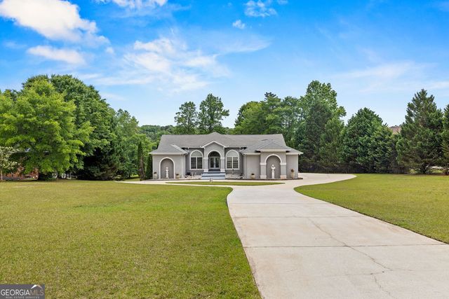 145 Lees Overlook, Fayetteville, GA 30214