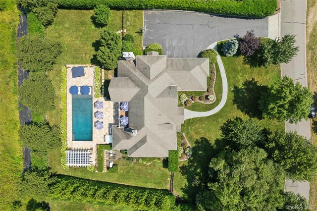 2675 Laurel Trail, Laurel, NY 11948