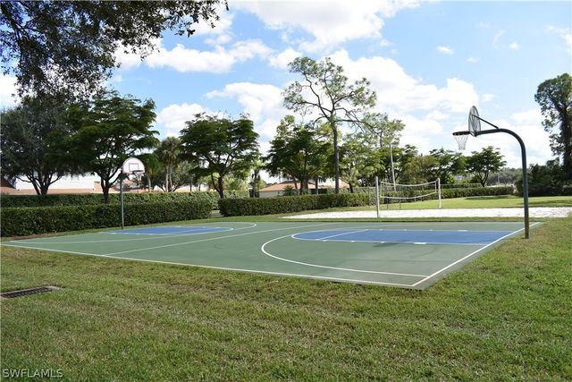 354 Dover PL D-104, Naples, FL 34104