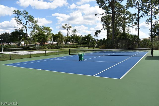 354 Dover PL D-104, Naples, FL 34104