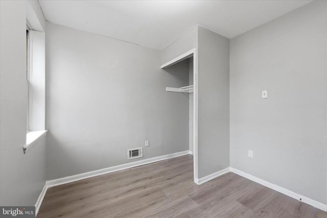 2933 W DIAMOND ST, Philadelphia, PA 19121