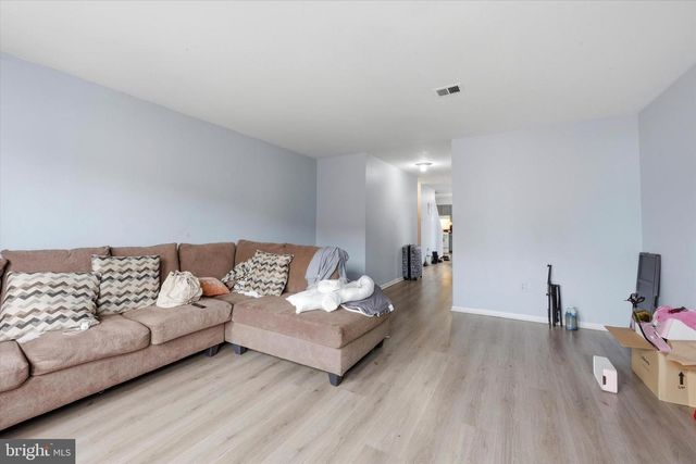 2933 W DIAMOND ST, Philadelphia, PA 19121