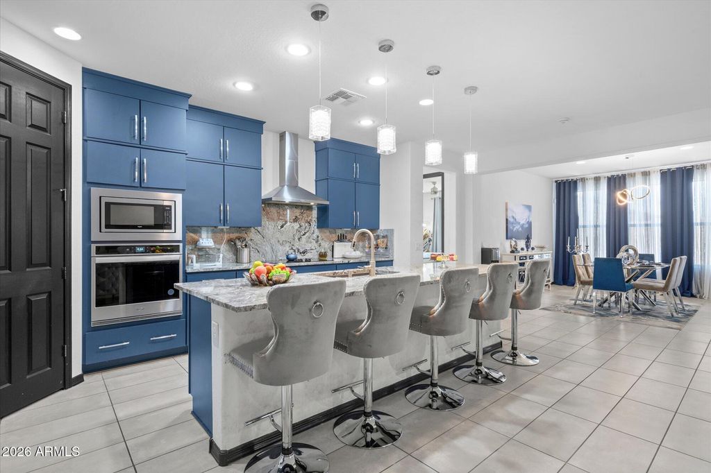 8616 W RANCHO Drive, Glendale, AZ 85305 — exterior