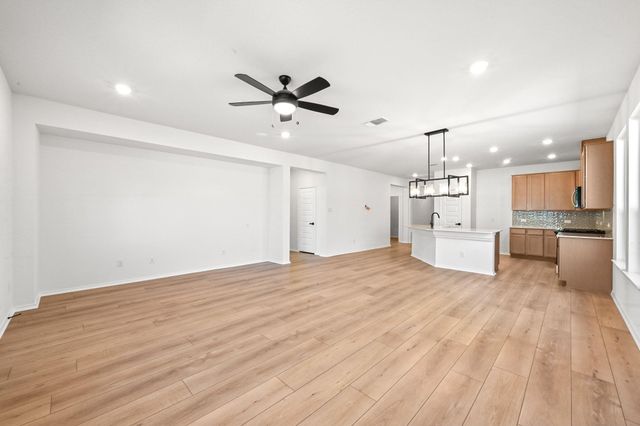 4649 Teverola DR, Round Rock, TX 78665