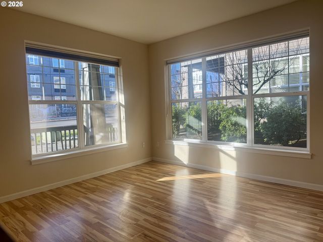 1010 Sw 170TH Ave 101, Beaverton, OR 97003