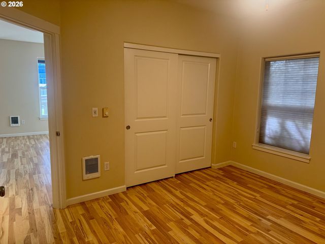 1010 Sw 170TH Ave 101, Beaverton, OR 97003