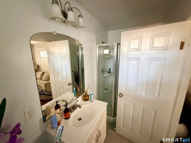 33 Assisi Way, Norwalk, CT 06854