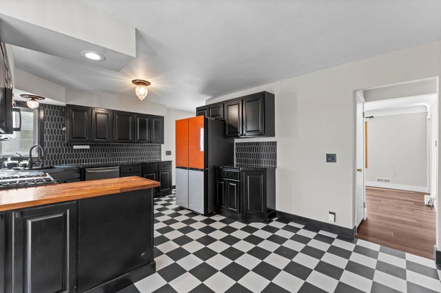 416 3rd Avenue NE, Osseo, MN 55369