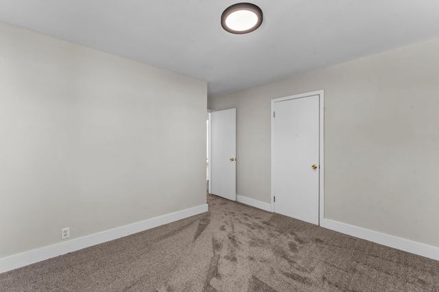 416 3rd Avenue NE, Osseo, MN 55369