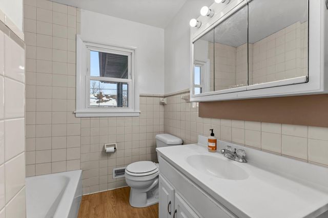 416 3rd Avenue NE, Osseo, MN 55369