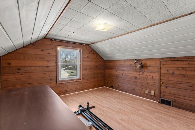 416 3rd Avenue NE, Osseo, MN 55369