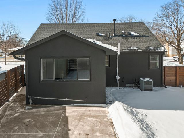 416 3rd Avenue NE, Osseo, MN 55369