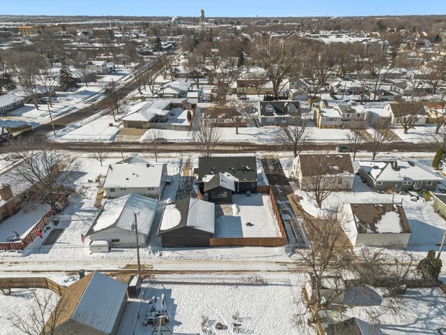 416 3rd Avenue NE, Osseo, MN 55369