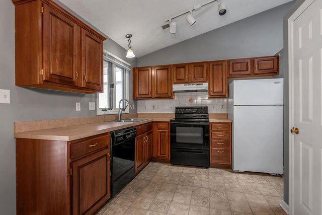 4512 Hartland Parkway, Lexington, KY 40515